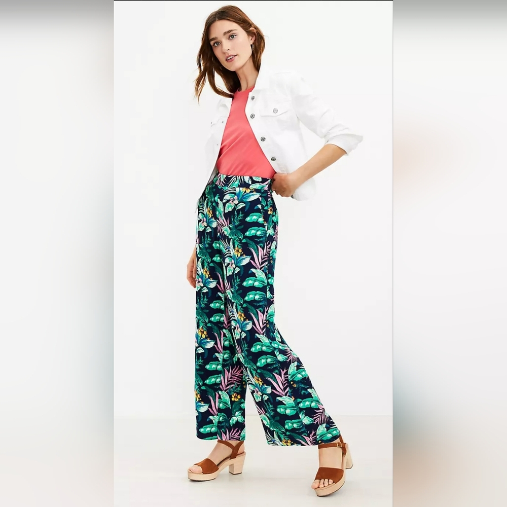 Fluid Wide Leg Pants in Botanical XS